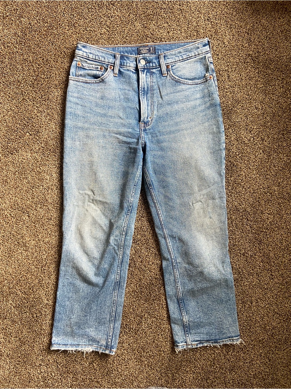 Abercrombie & Fitch Light Blue Women's Straight-Leg Jeans 28/6